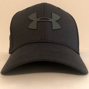 Under Armour Flex fit iso-chill size S/M 🧢